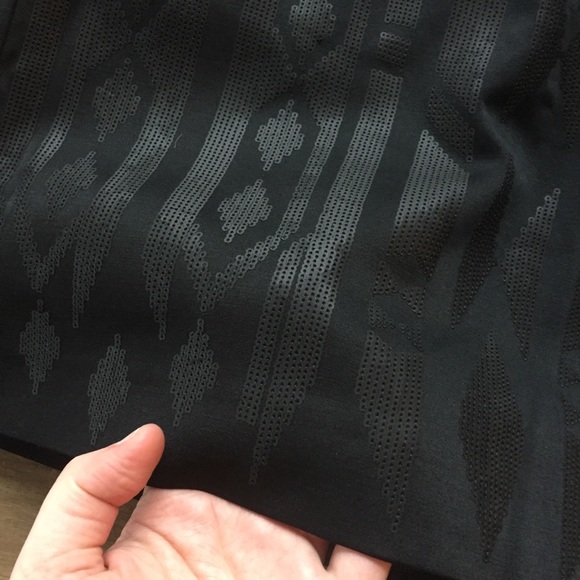 H&M black sequined mini skirt NWOT. Size 10 - Picture 3 of 8